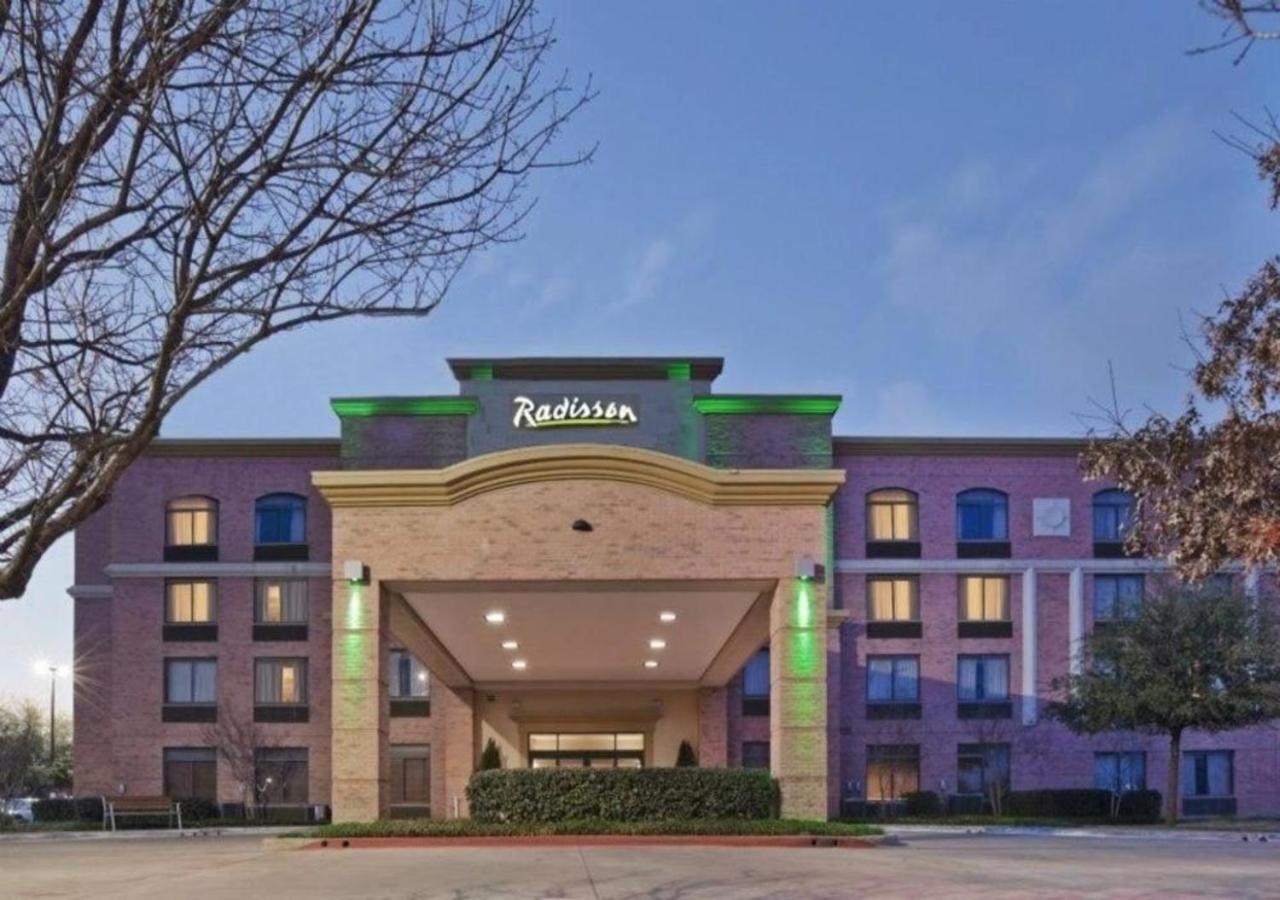 Radisson Hotel Dallas North-Addison Exterior foto
